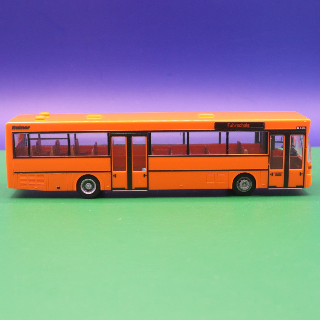 Mercedes Benz O405 - Fahrschule - Rainer GmbH Gelsenkirchen - Modellbus Rietze