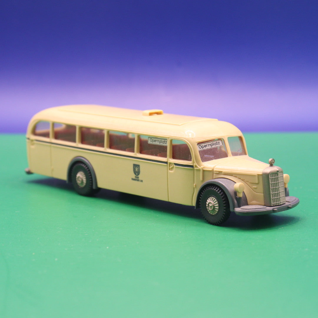 Mercedes Benz O 5000 - Stadt Frankfurt am Main - Gebraucht, Ohne OVP - Modellbus Brekina
