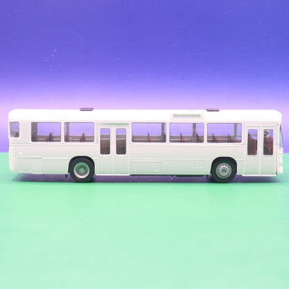 MAN - weiß - Modellbus Herpa