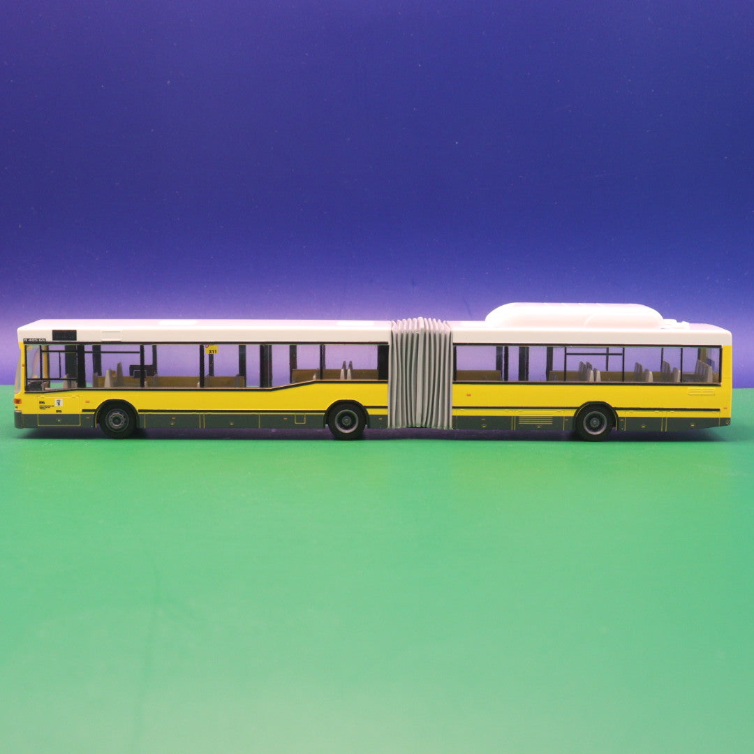 Mercedes Benz O405 GN CNG - BVG Berlin - Linie X11 S Bahnhof Schöneweide - Modellbus Rietze