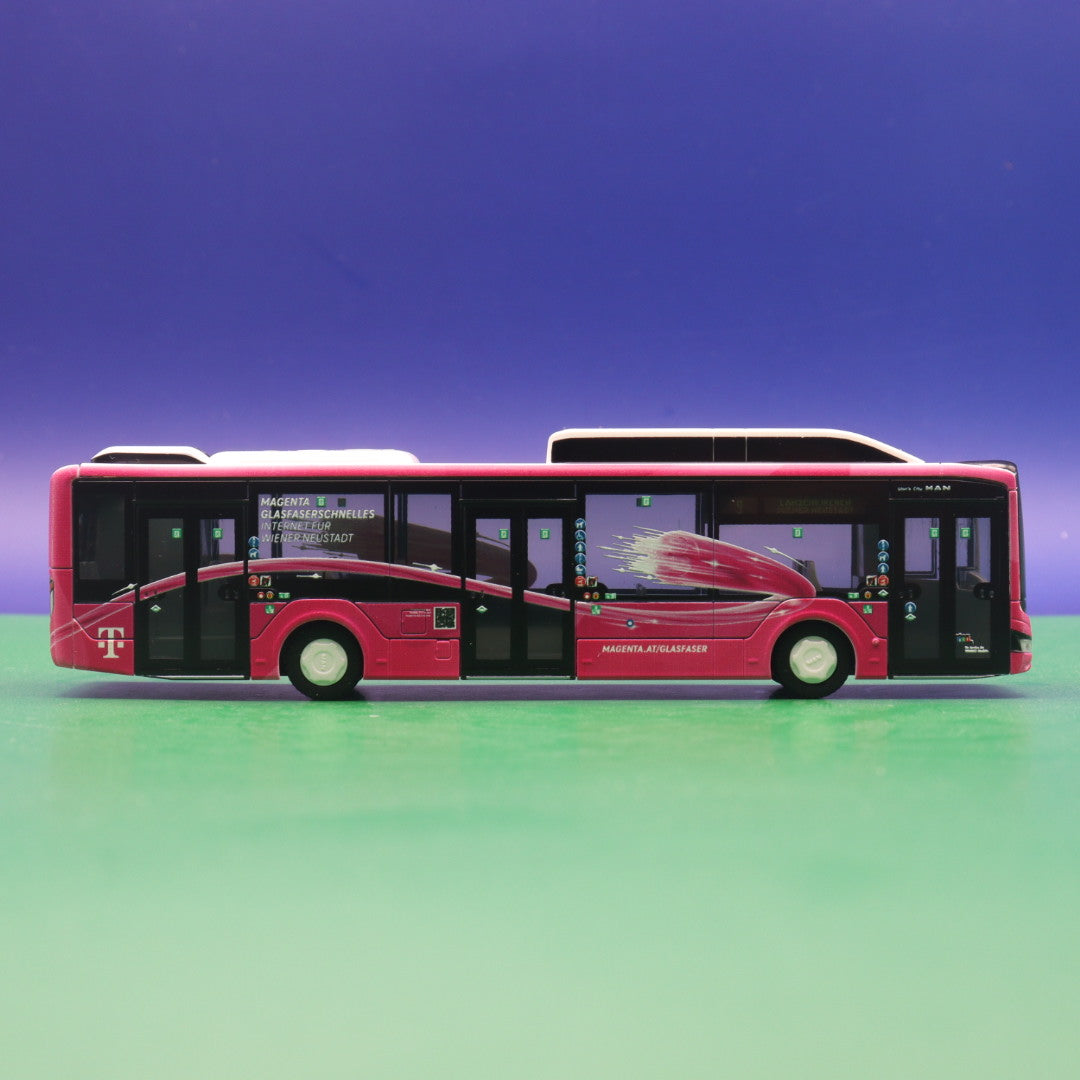 MAN New Lions City 12 - Magneta - Wiener Verkehrsbetriebe Neustadt - Modellbus Rietze 75414