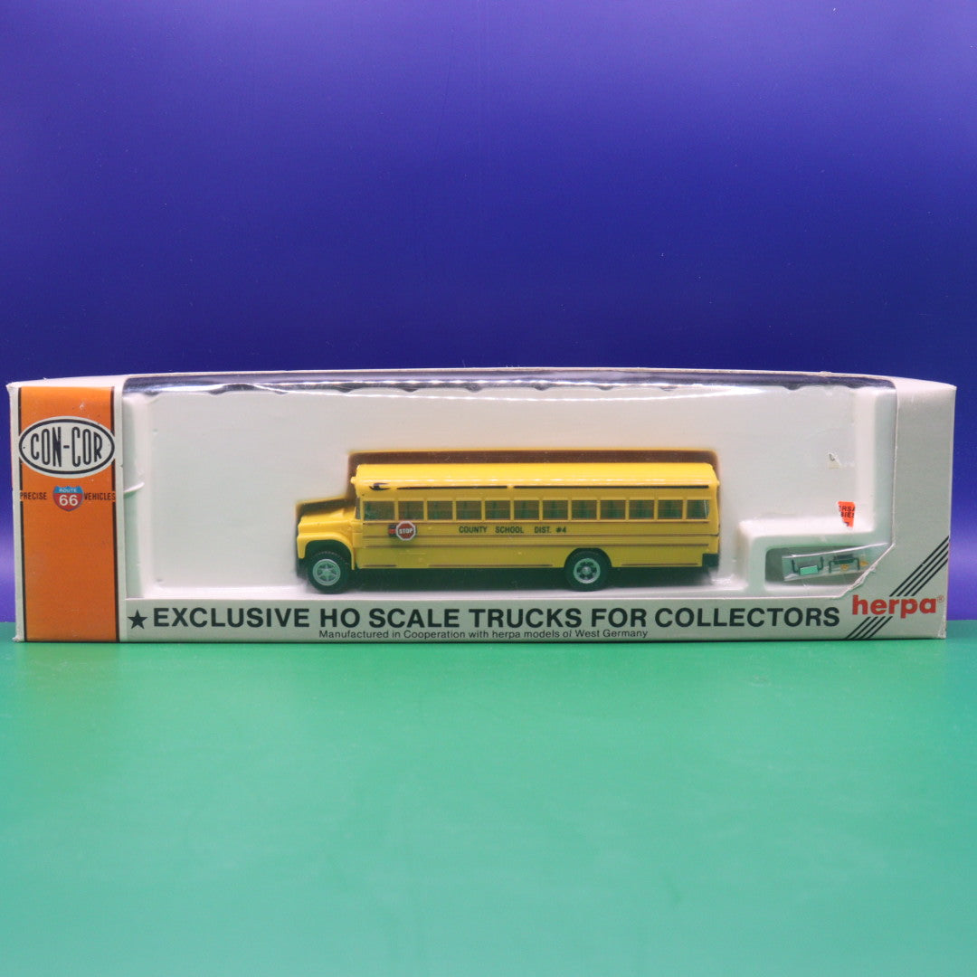 American School Bus - Herpa Modellbus